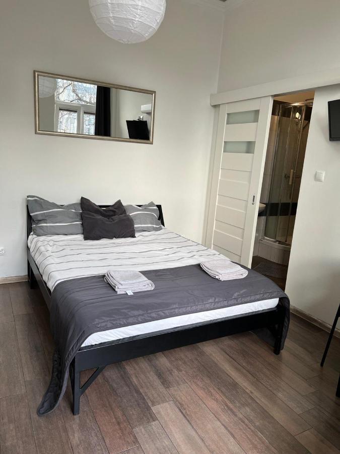 ורשה Foksal Apartments - By Hik Apartments מראה חיצוני תמונה
